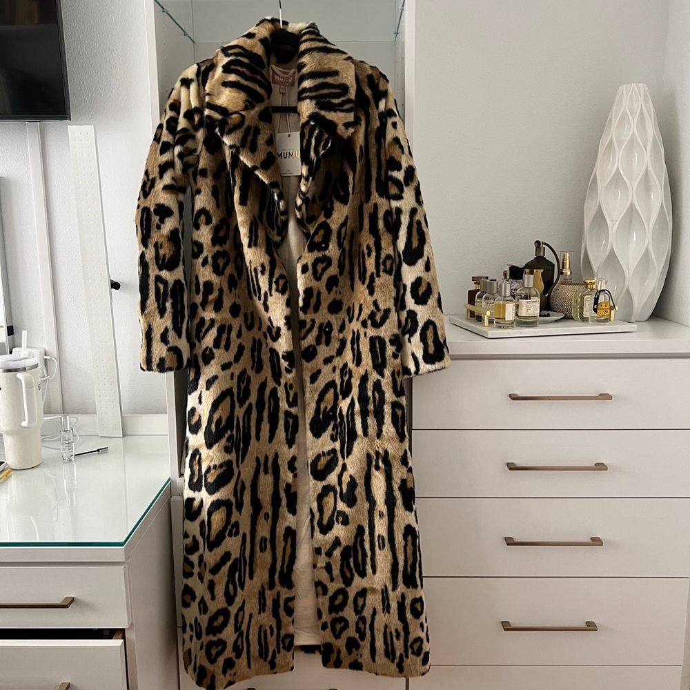 Show Me Your MuMu Miss Cindy Faux Fur Coat XS - Picture 8 of 9